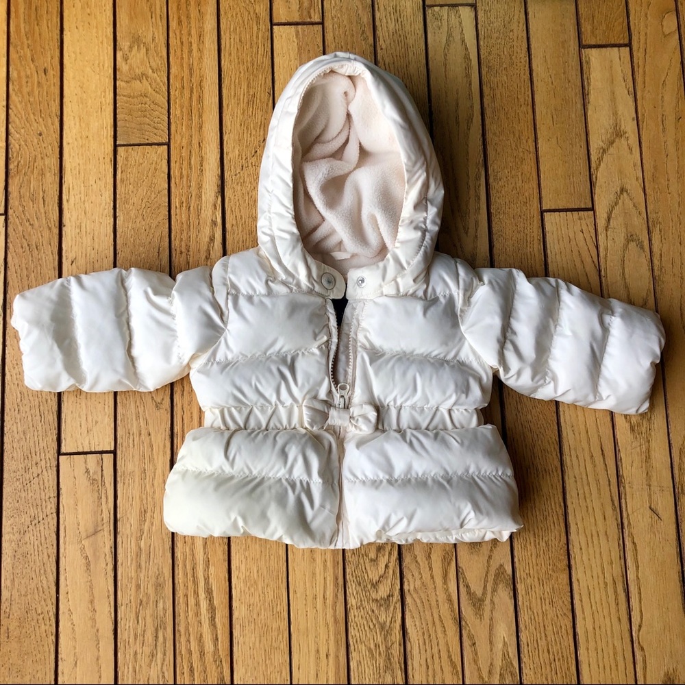 GAP Ivory Puffer Jacket